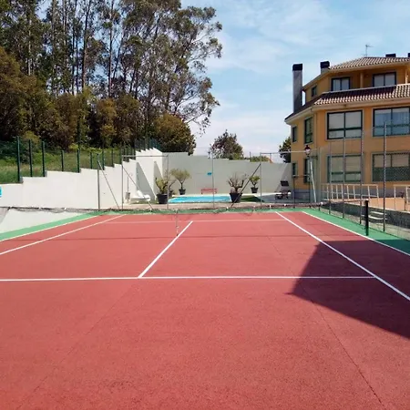 Con Playa, Piscina Y Pista De Tenis Palmeira
